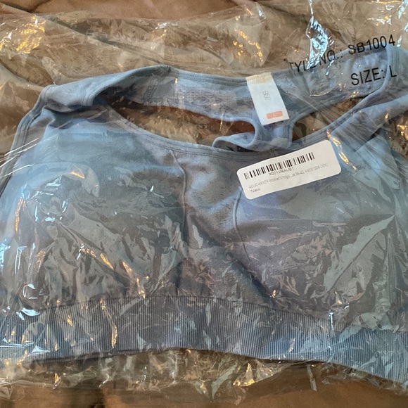 🆕NIP:ROUGH RIVER- Yoga Sports Bra with Removable Pads- Size L (38-40) - Picture 5 of 5